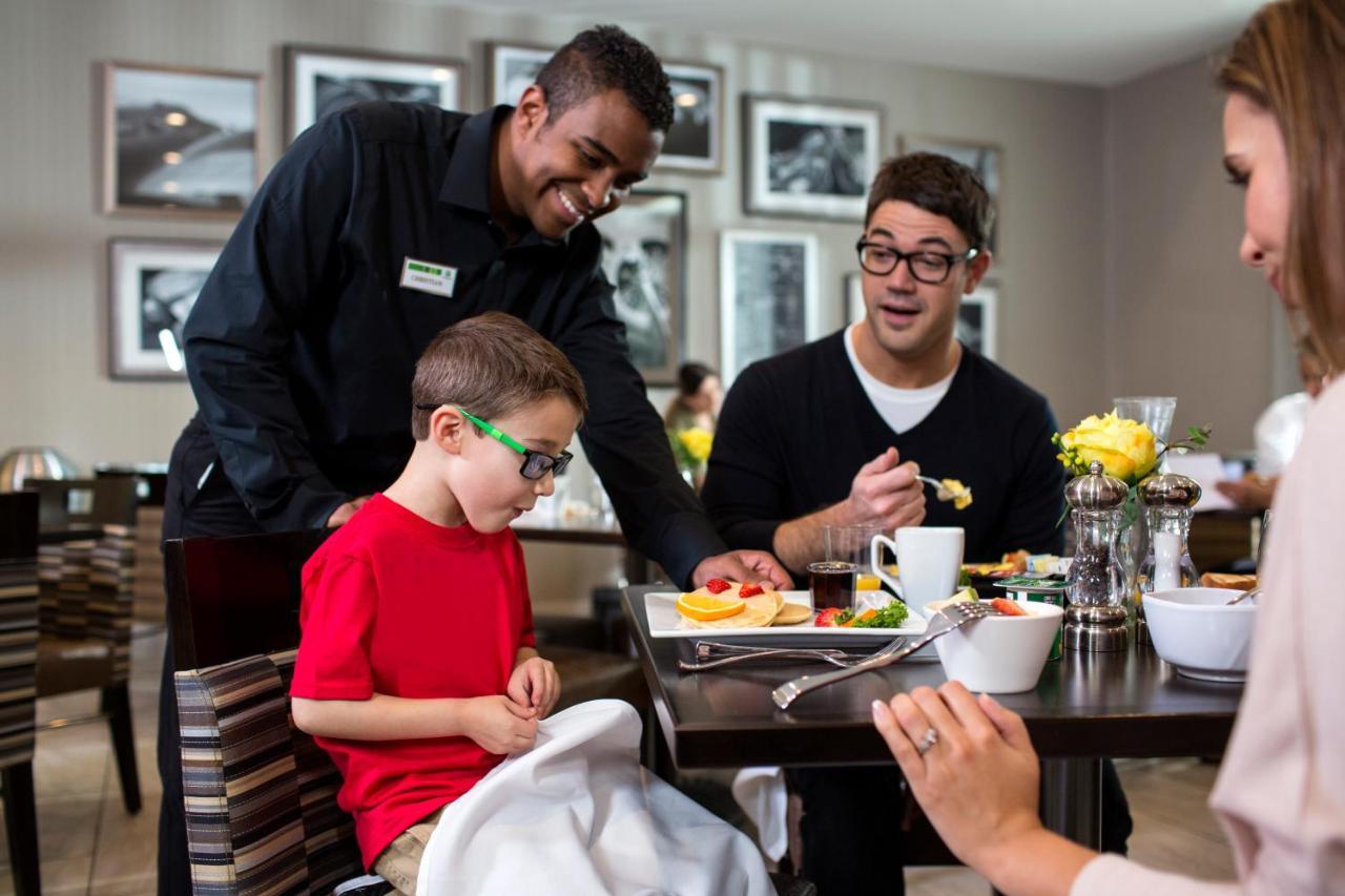 Holiday Inn Asheville East-Blue Ridge Pkwy By Ihg Eksteriør billede