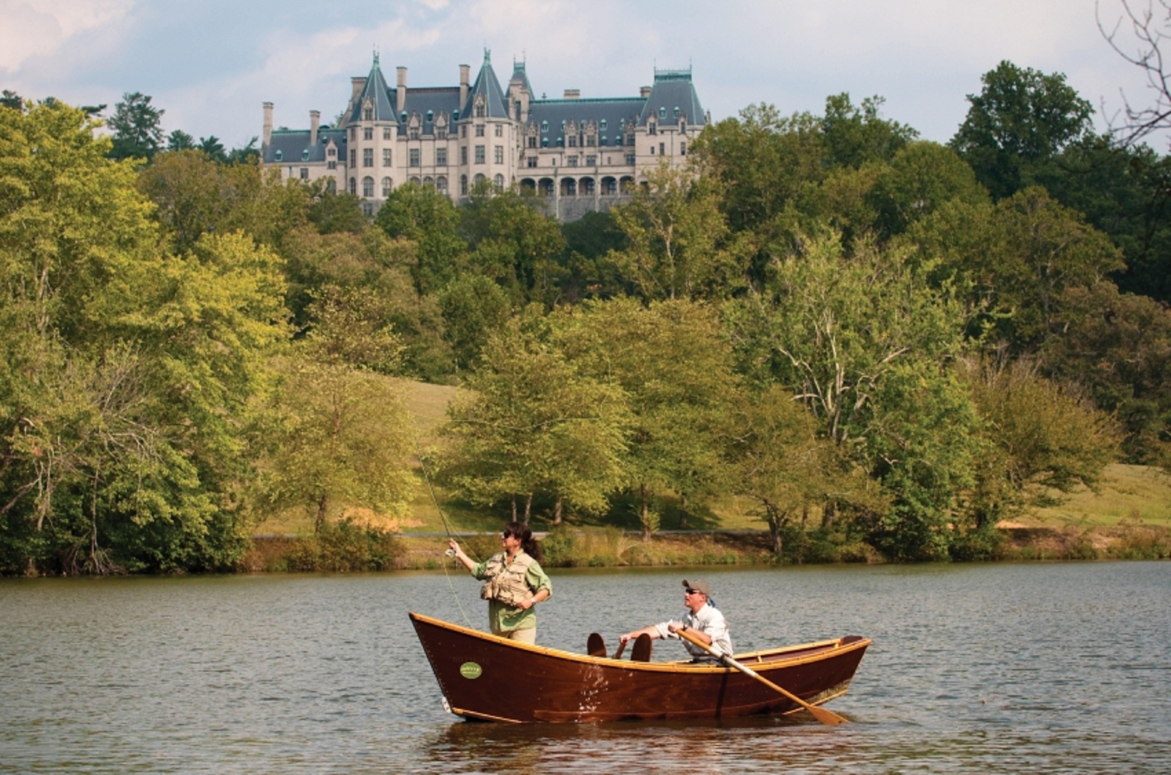 Holiday Inn Asheville East-Blue Ridge Pkwy By Ihg Eksteriør billede