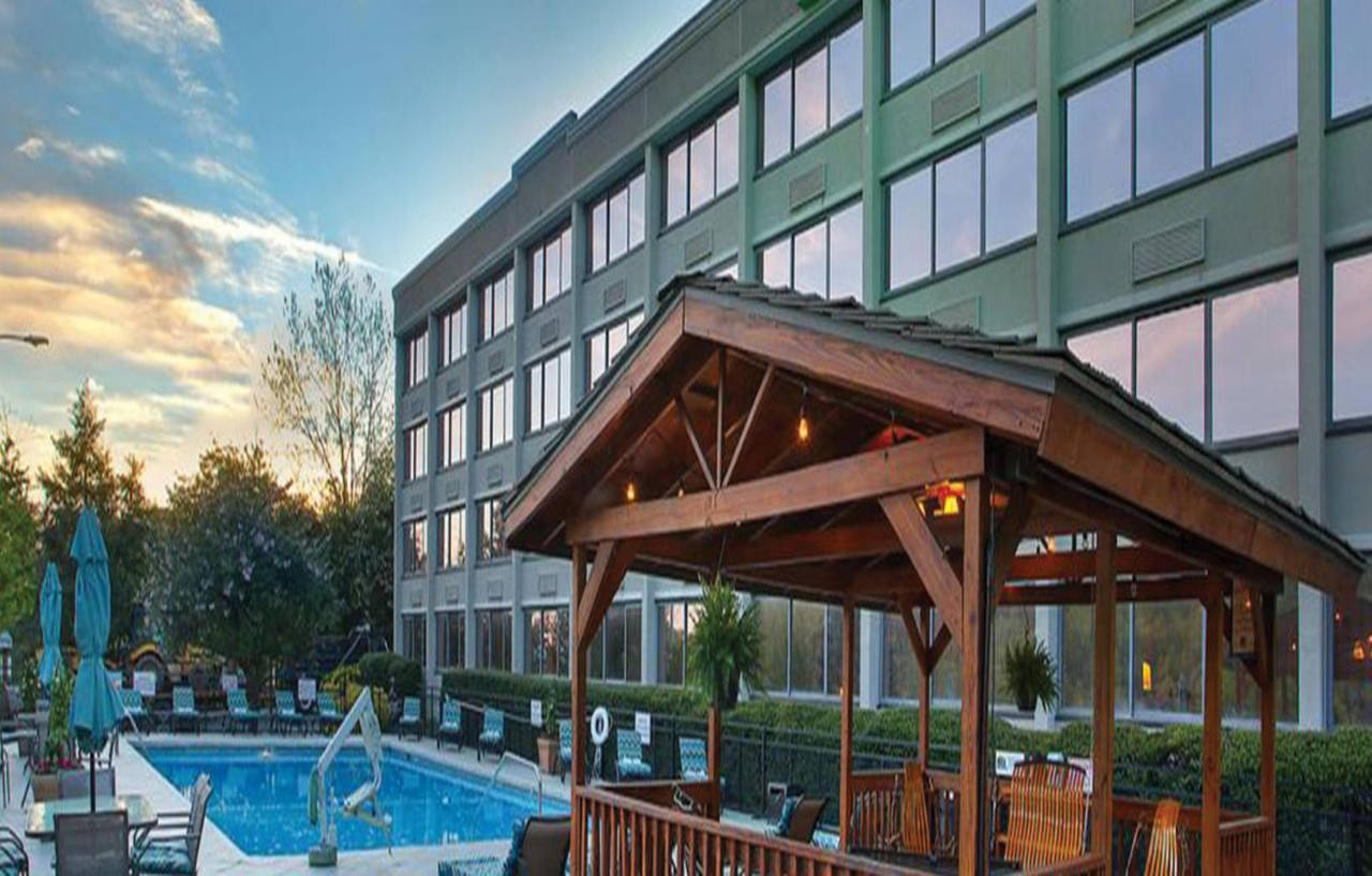 Holiday Inn Asheville East-Blue Ridge Pkwy By Ihg Eksteriør billede